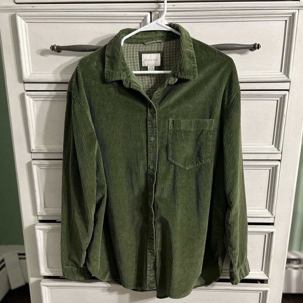Corduroy women's button up shirt. Size L, oversized fit. Used once.